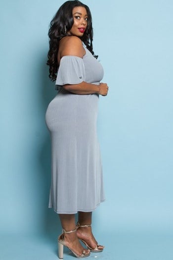 Model showing the side of the dress