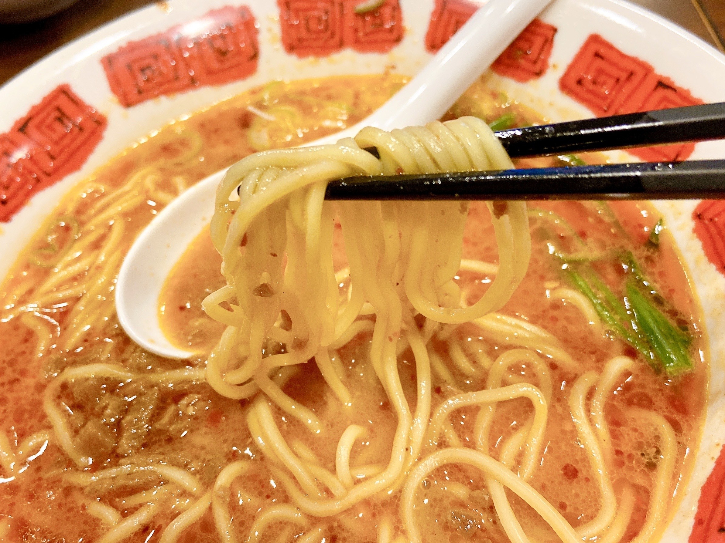 うっわ辛旨っ バーミヤンの担々麺ってこんなにレベル高かったの