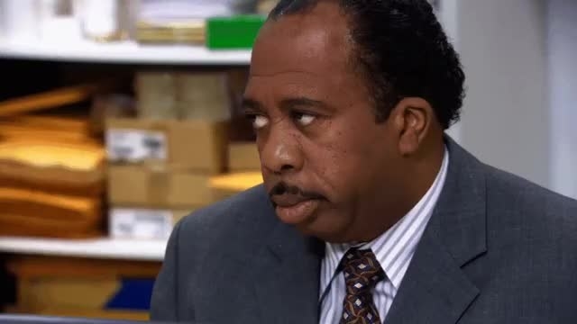 Meme do Stanley do The Office.