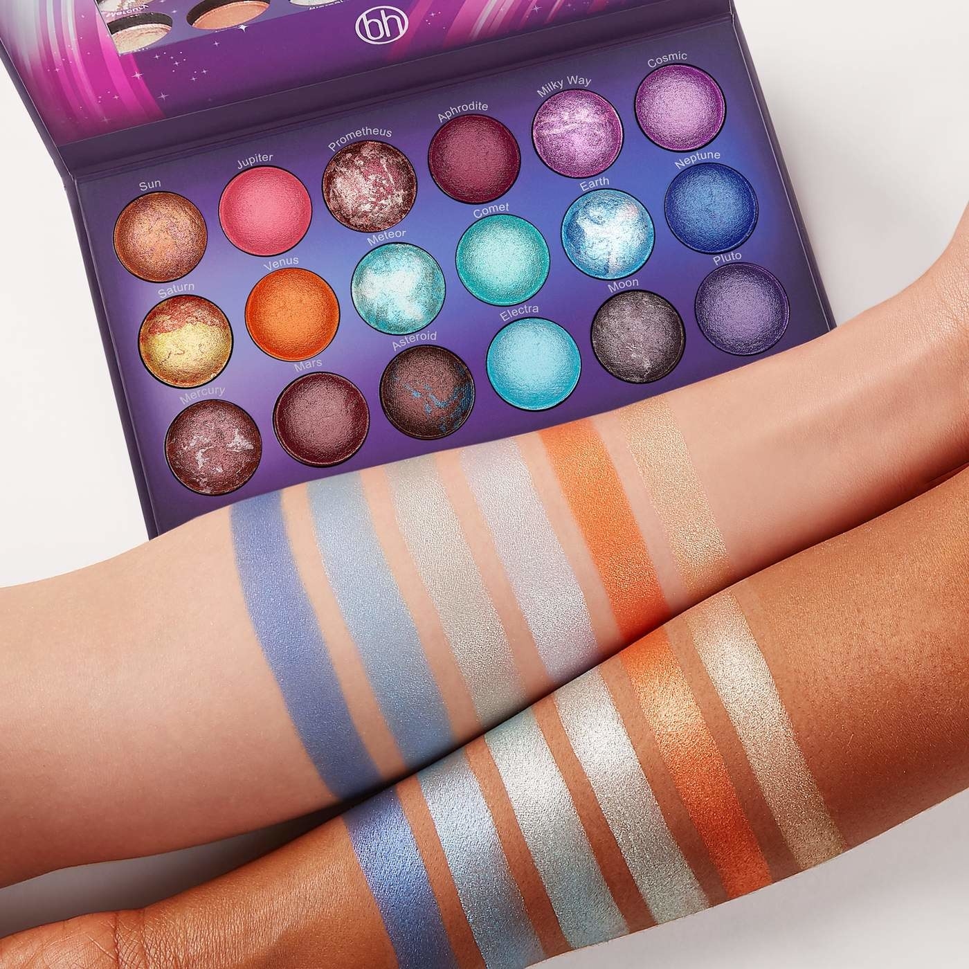 The palette with two different arm swatches to show pigmentation