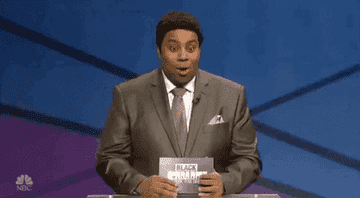 Kenan Thompson trying not to laugh