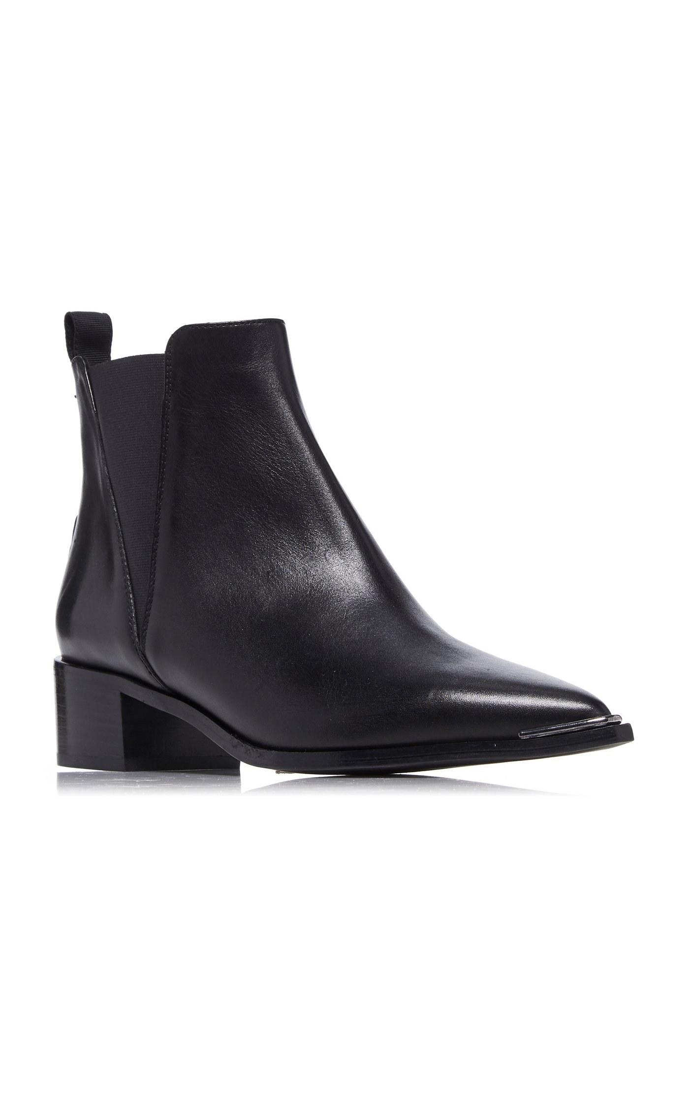 35 Gorgeous Boots You'll Want To Wear All Year Long