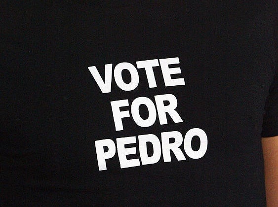 vote for pedro closeup