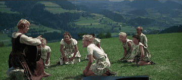 Maria and the kids singing &quot;Do-Re-Mi&quot; in &quot;The Sound of Music&quot;