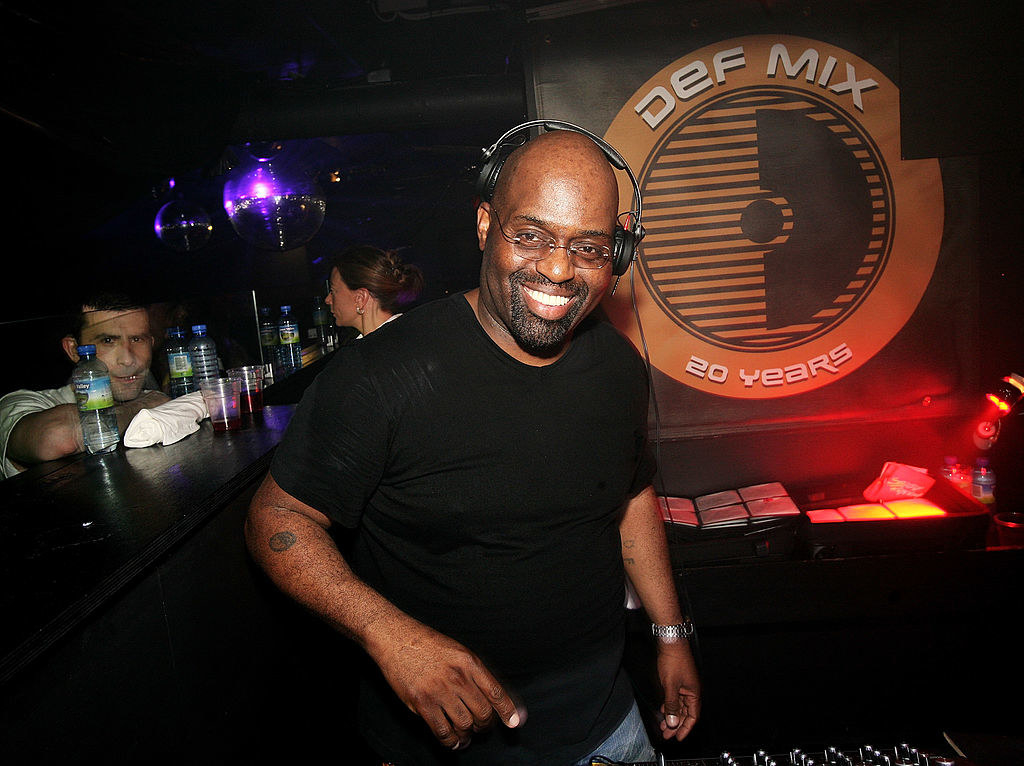 Frankie Knuckles DJing