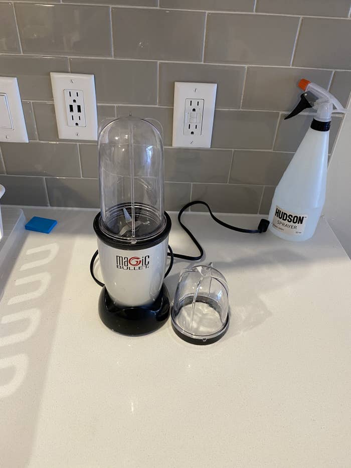 MAGIC BULLET MINI BLENDER GREAT WORKING CONDITION!