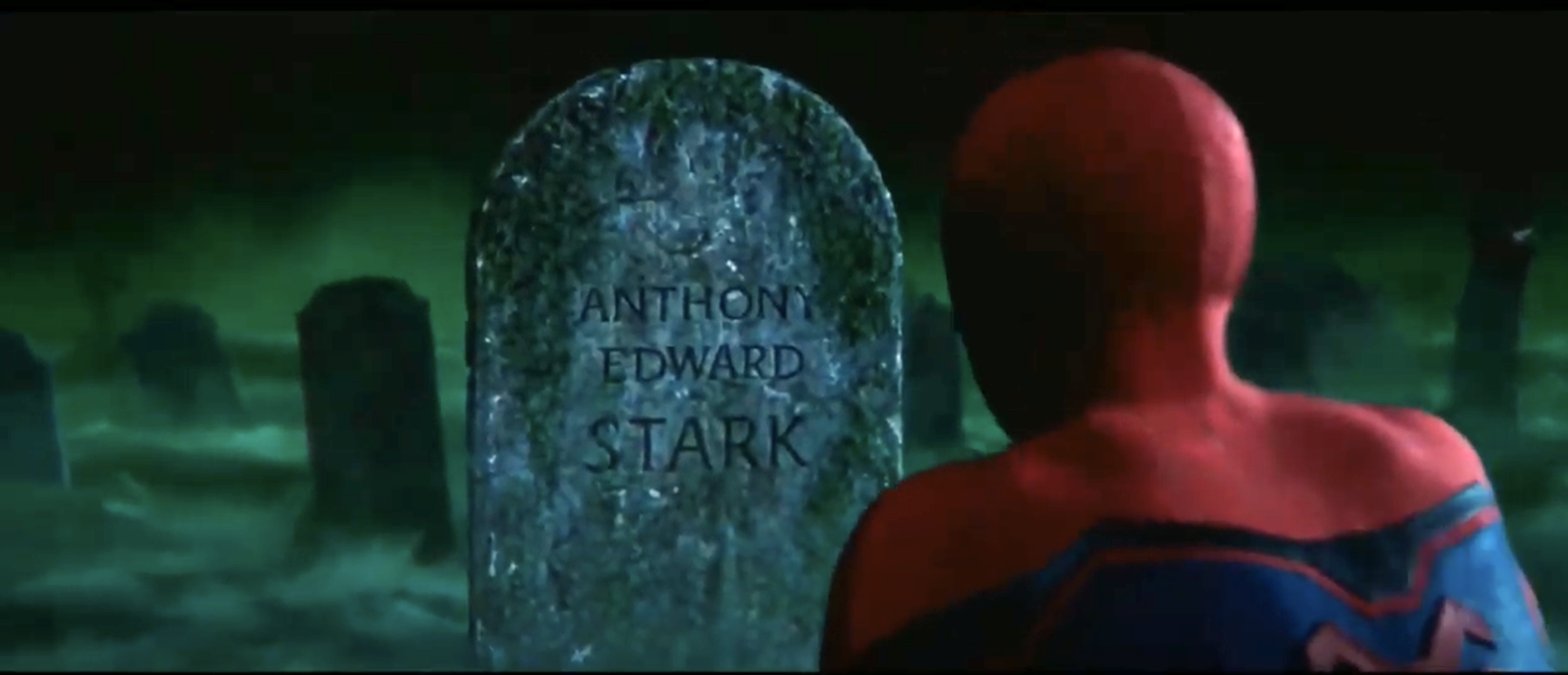 Peter Parker looking at Tony Stark&#x27;s grave in an illusion scene in Far From Home.