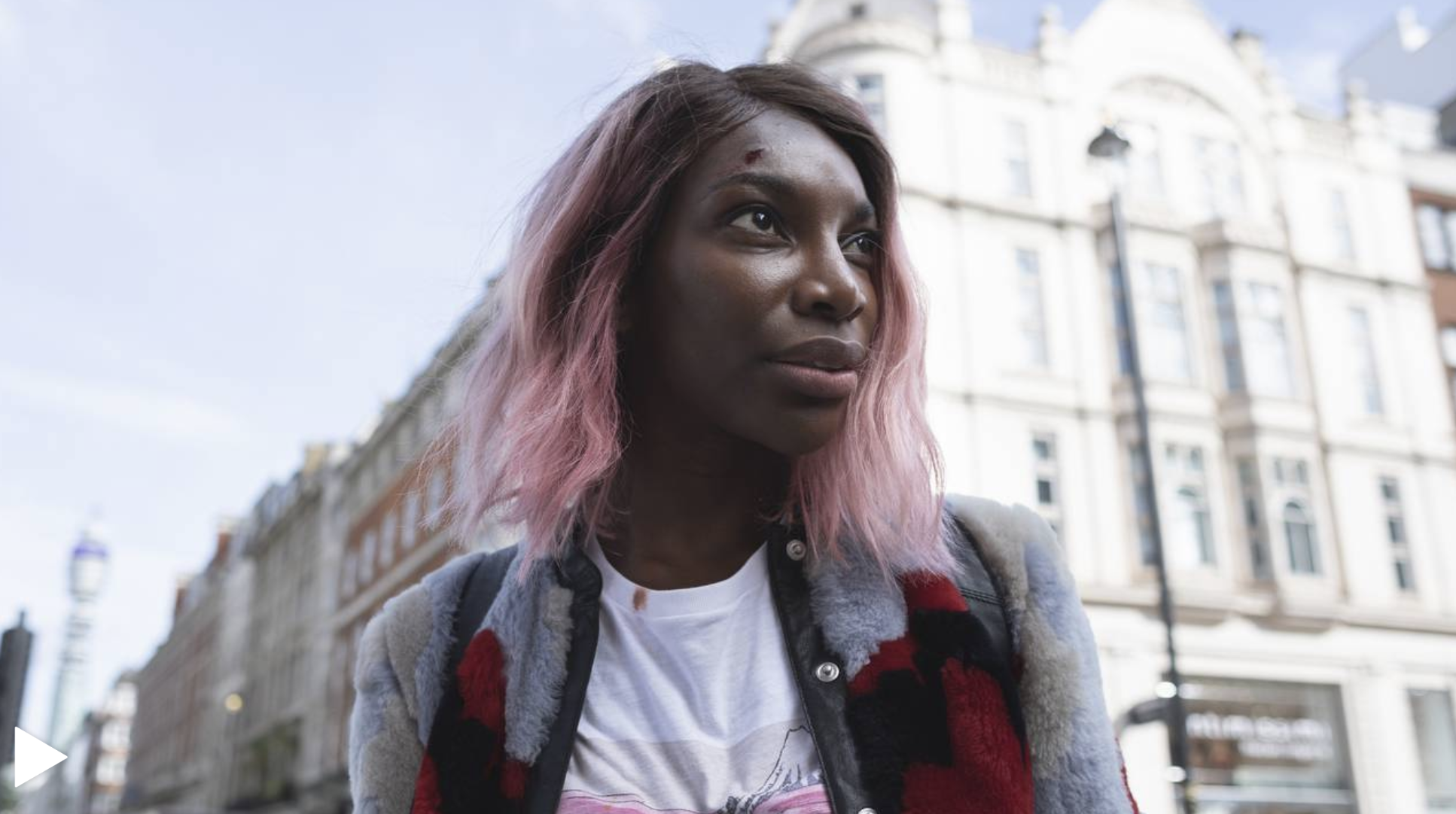 Arabella in her pink wig in London