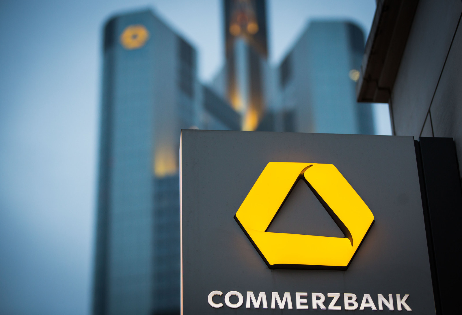Ausgefallene Geldverstecke im Faktencheck - Commerzbank