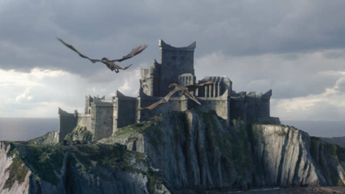  Still from Game of Thrones: Drogon flying back to one of the castles 