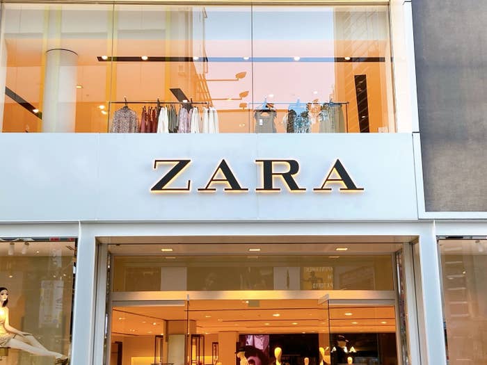 1190円で買えるの Zaraの コラボ香水 上品すぎる香りでびっくりした
