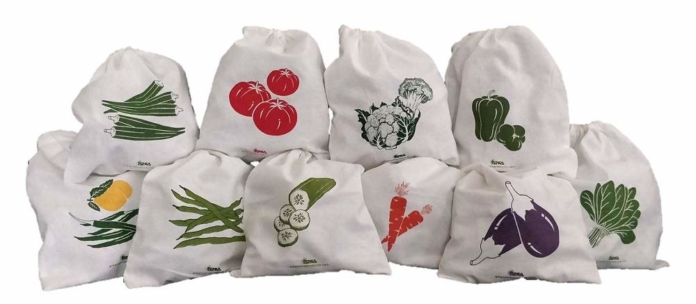10 storage bags with a different type of vegetable printed on each one.