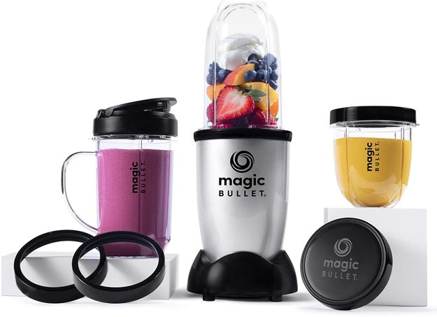 Magic Bullet Set - HUGE Price drop! Great for smoothies and more!