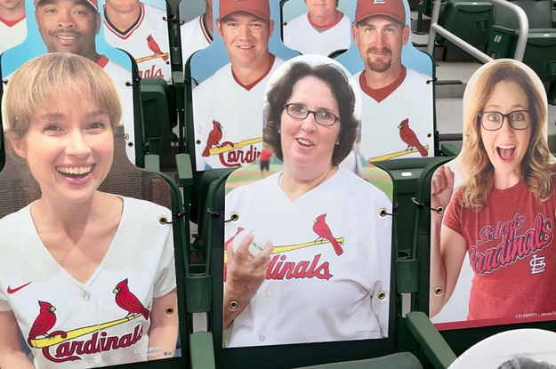 "The Office" Stars Jenna Fischer, Phyllis Smith, And Ellie Kemper “Attended” A St. Louis Cardinals Game And It's Hilariously Heartwarming
