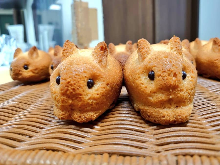 うさぎモチーフのパン屋さんで販売している リアルな焼き菓子がかわいい