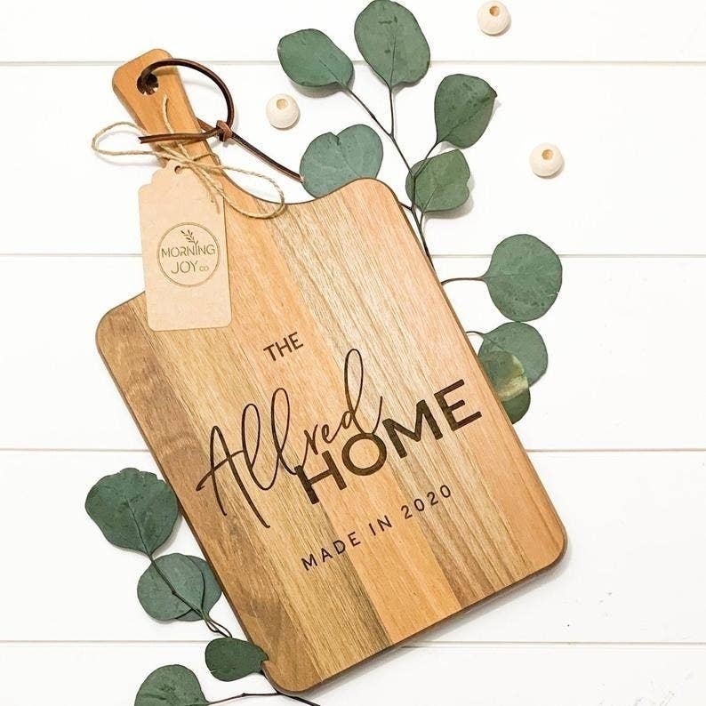40 First Apartment Gifts To Give Someone Moving Into Their First Home  (2024) – Glossy Belle