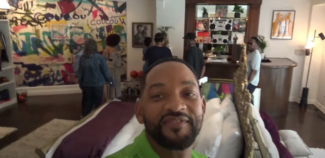 Will vlogging his onscreen family as they tour the refurbished &quot;Fresh Prince&quot; mansion. 