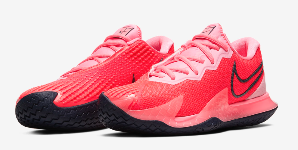 nike sneakers in canada