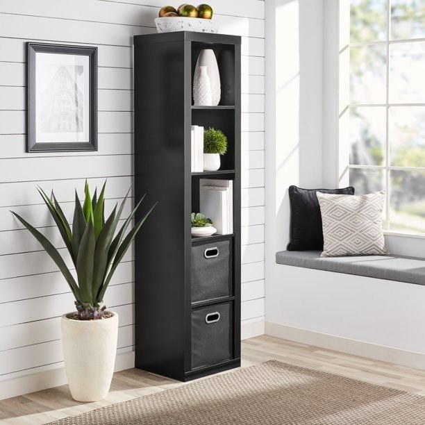 The black shelf