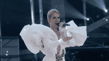 Céline gives an iconic performance at the Billboard Music Awards
