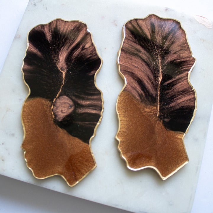 Queen head-shaped coasters 