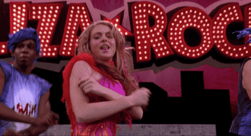 Lindsay Lohan dances on stage as Lola in &quot;Confessions of a Teenage Drama Queen&quot;