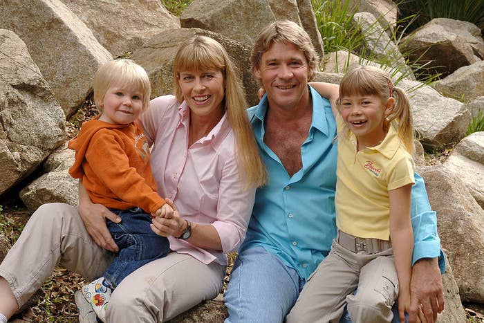 Steve Irwin poses with his wife Terri and kids Bindi and Robert at Australia Zoo