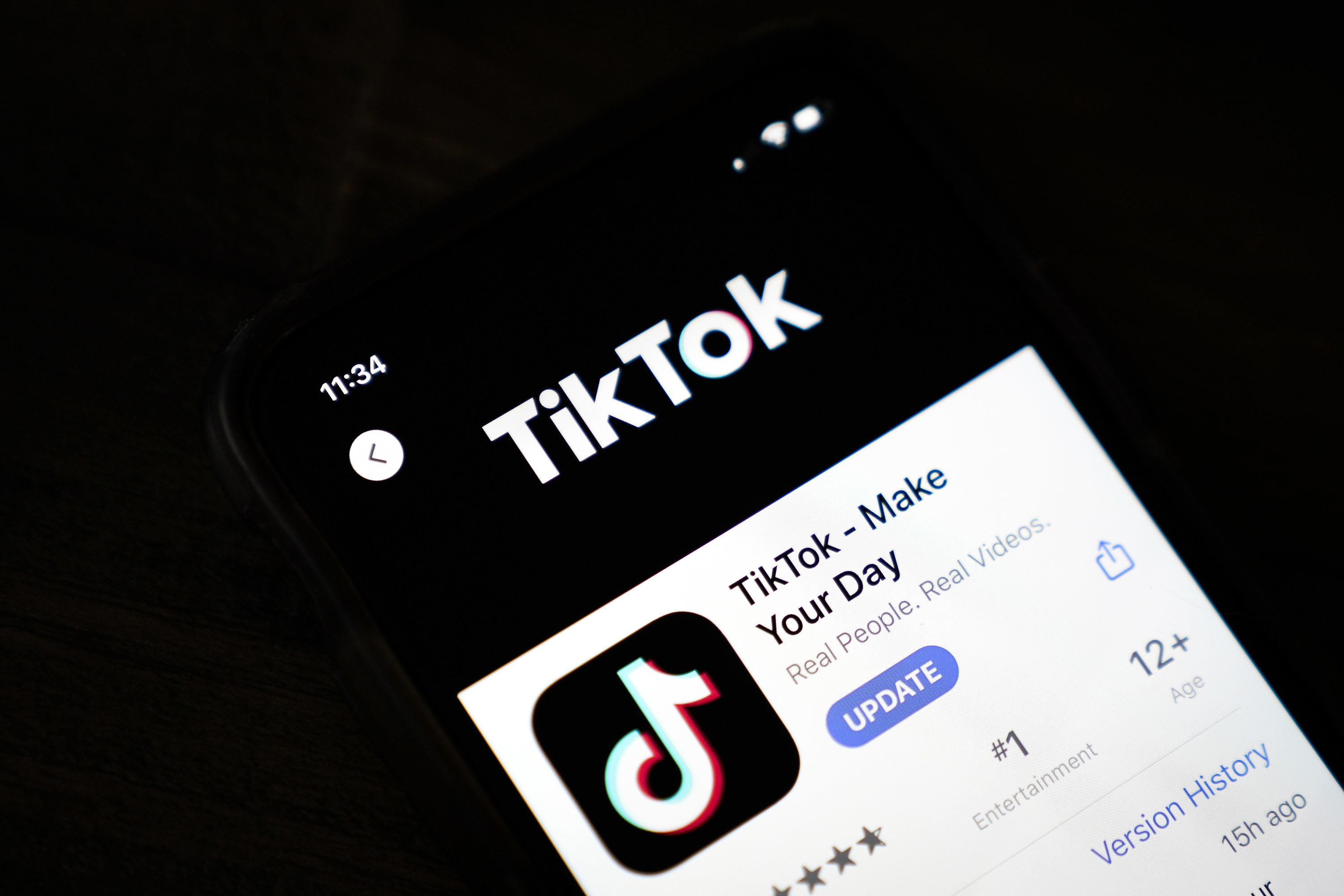 Tiktok Tries To Stop Suicide Video From Spreading