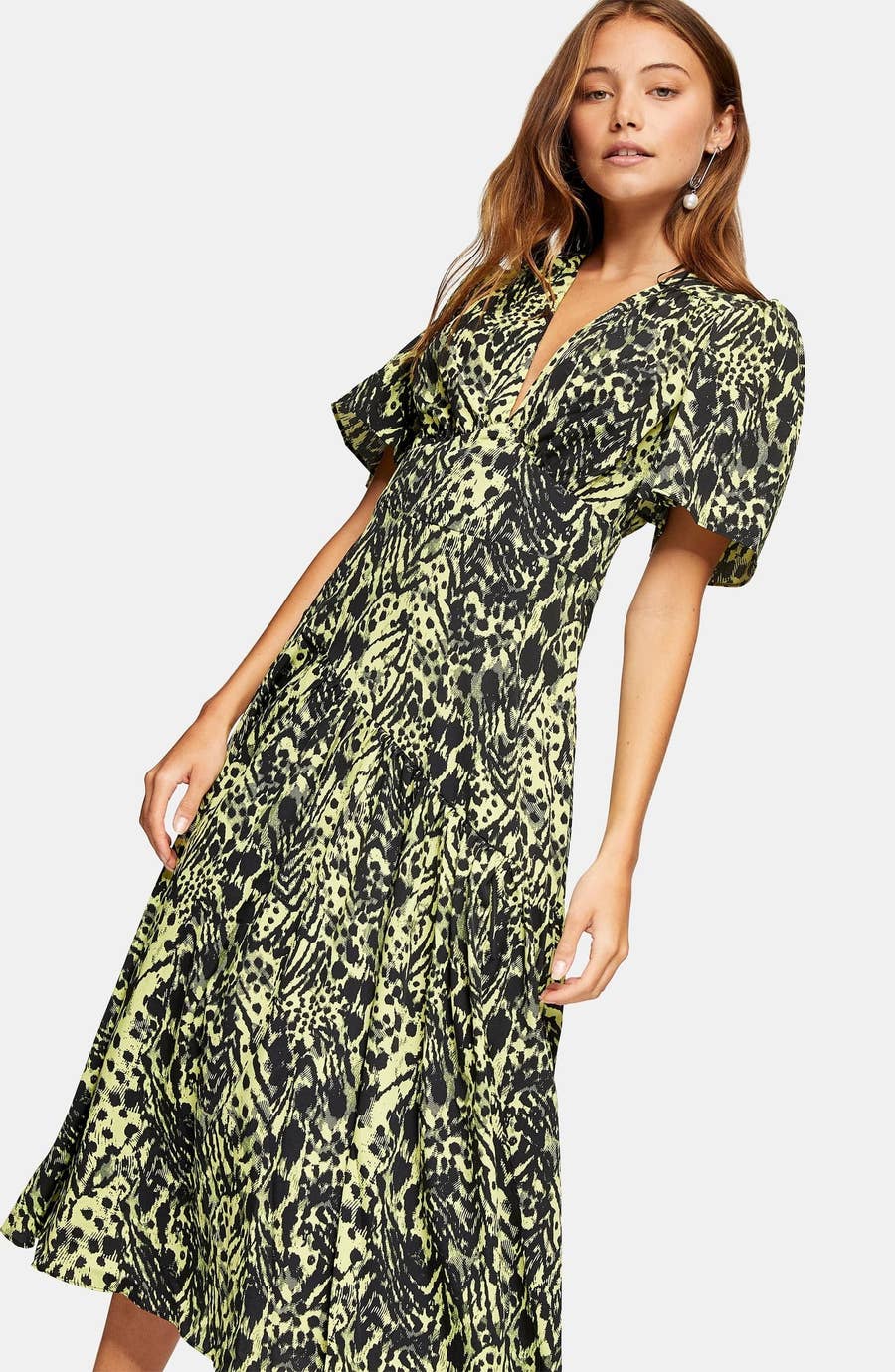 32 Cute Fall Dresses That You Can Lounge In