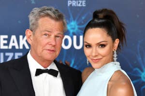David Foster and Katharine McPhee on a red carpet