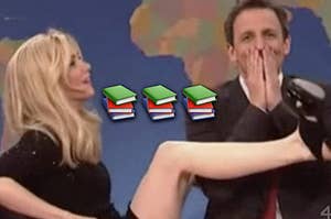 Kristin Wiig wrapping her legs around Seth Meyers on SNL