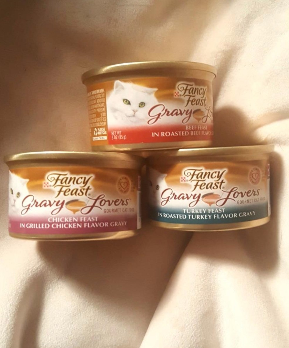 The reviewer&#x27;s image of the Fancy Feast canned wet foods