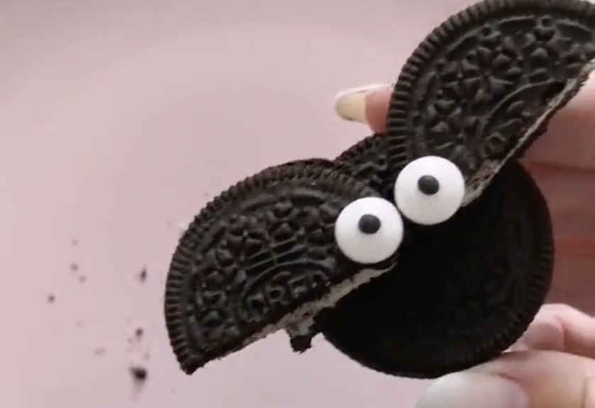 Oreos shaped like bats with eyes