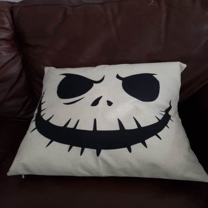Review image of the pillow in style two