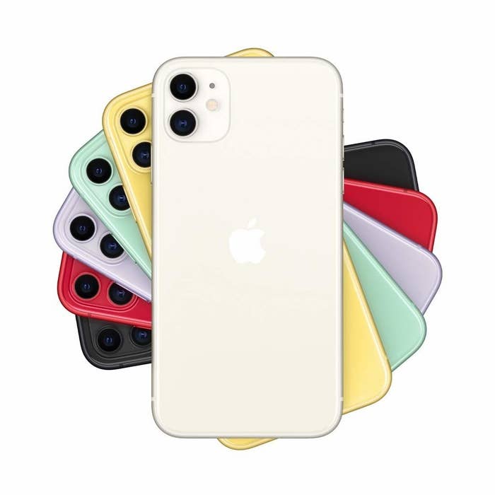 Various colours of the iPhone 11 arranged in a pattern.