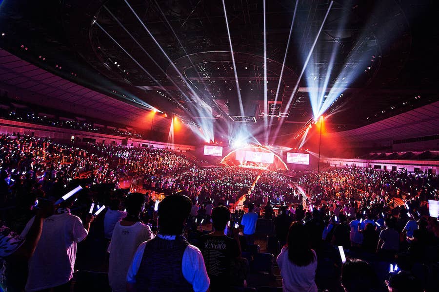 コロナに負けない この夏 1億再生超の人気バンドが横アリで 有観客 ライブを決断するまで