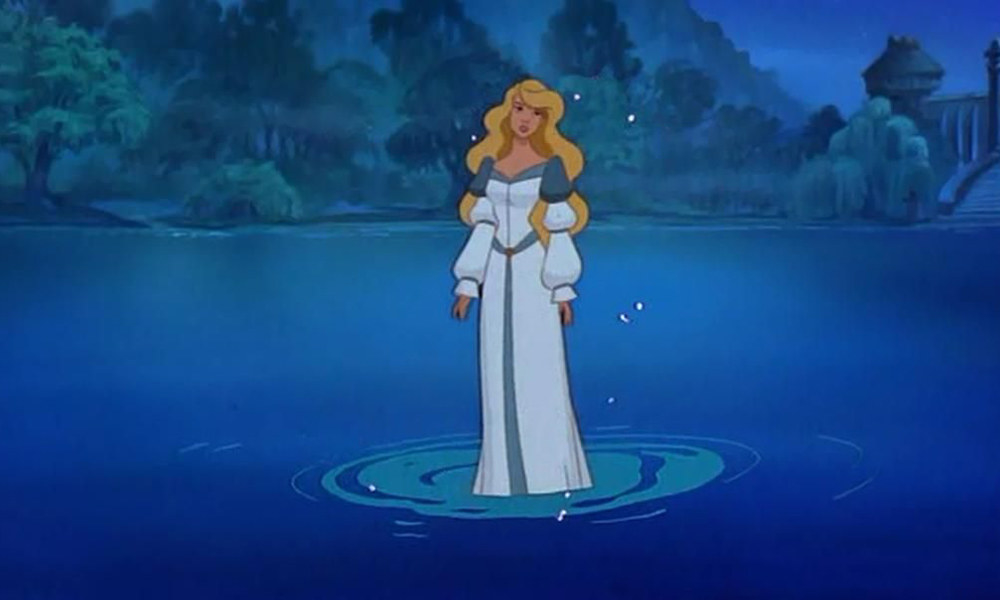 The princess stands in the middle of the lake