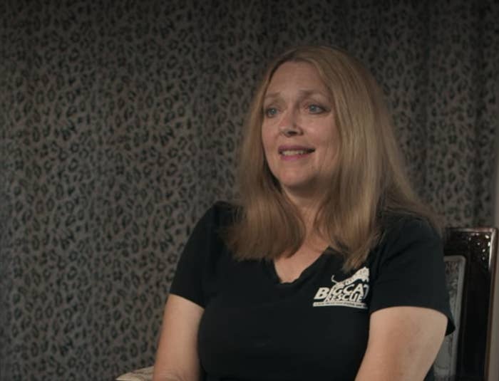 Carole talking in a Big Cat Rescue shirt