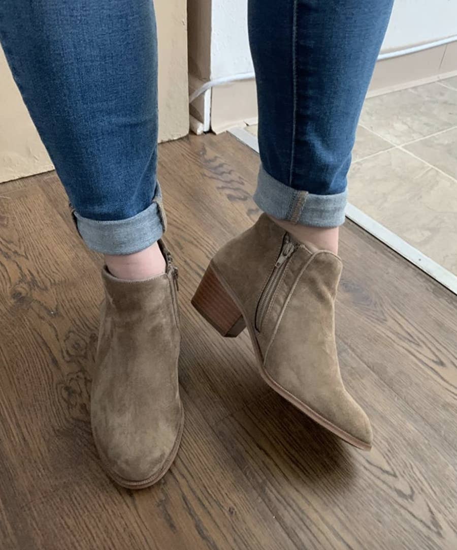 22 Boots For Wide Feet That Are Comfortable And Cute