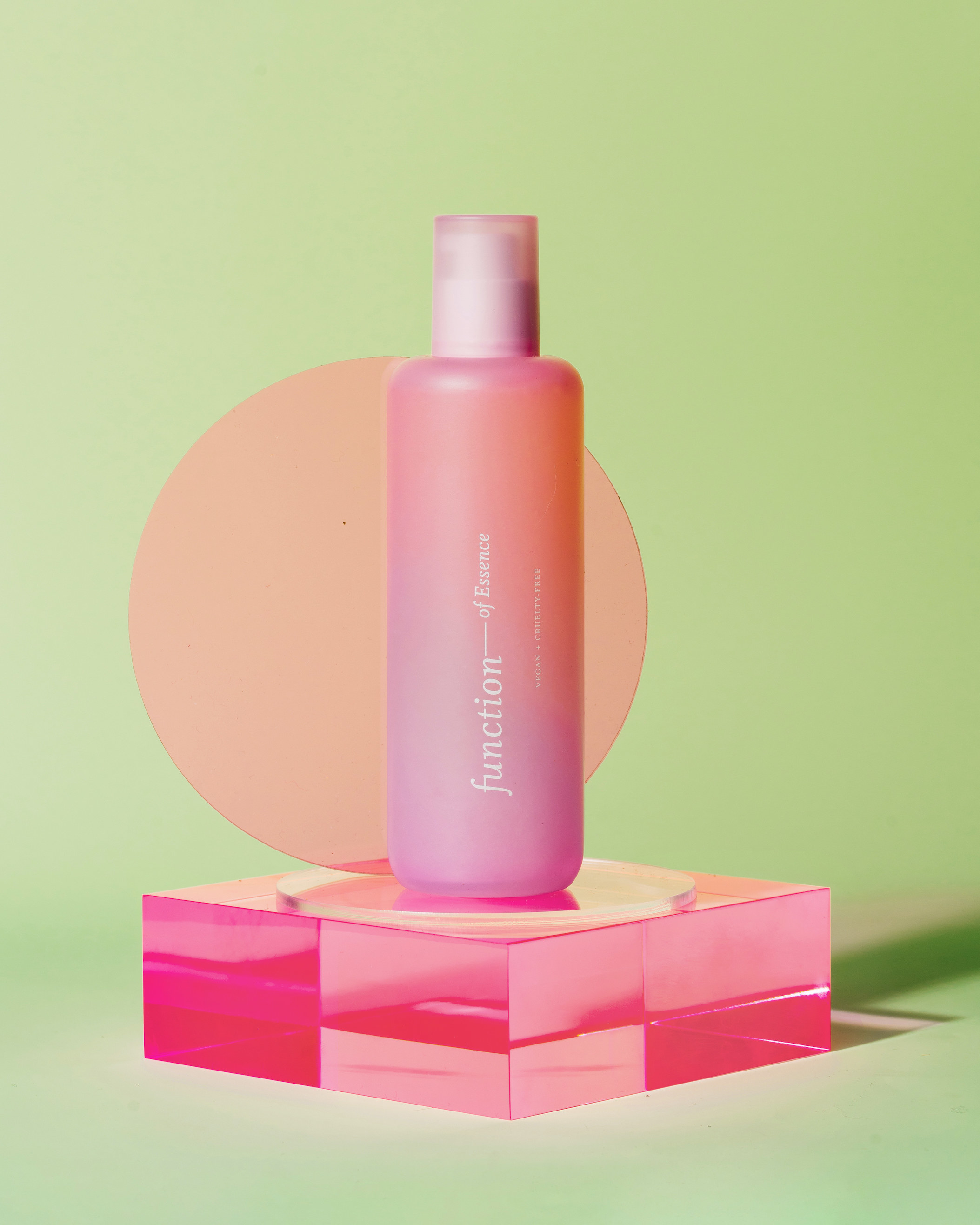 Product shot of Essence&#x27;s Function of Beauty cleanser.