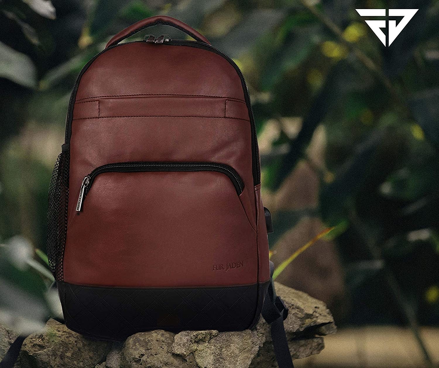 A laptop bag