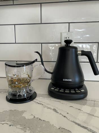 Reviewer image of COSORI Electric Gooseneck Kettle