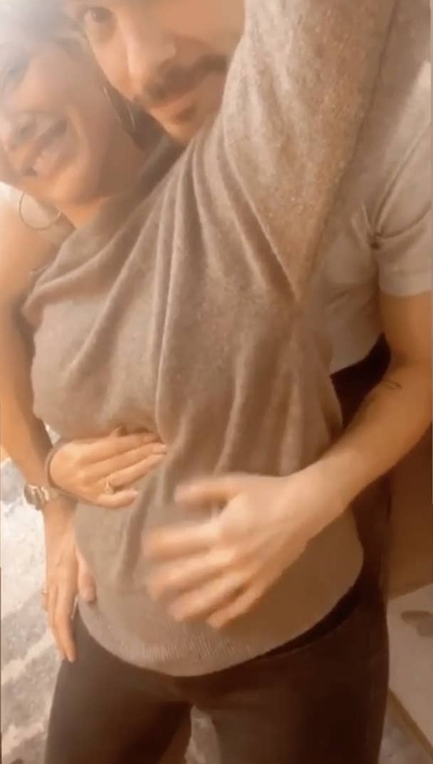 Matthew Koma rubbing Hilary Duff&#x27;s baby bump