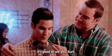 Blaine with Karofsky&#x27;s arms around him: &quot;It&#x27;s good to see you, Kurt&quot;