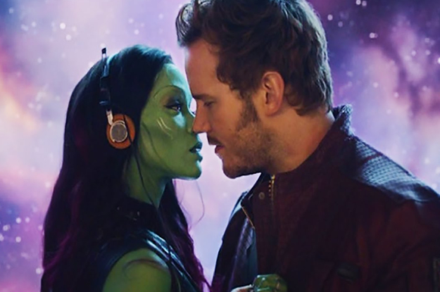 Star-Lord and Gamora about to kiss