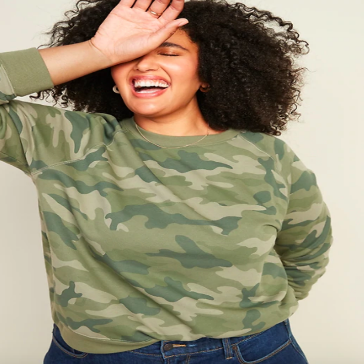 Sweatshirt in green camo print