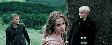 Hermione punching Malfoy in &quot;Prisoner of Azkaban&quot;