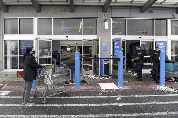 Walmart Has Pulled Guns And Ammo From Its Displays Over Civil Unrest And Looting Concerns