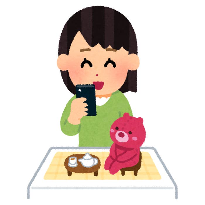 セリアの ぬいぐるみスタンド がむっちゃ便利 うちの子がちゃんと自立するなんて