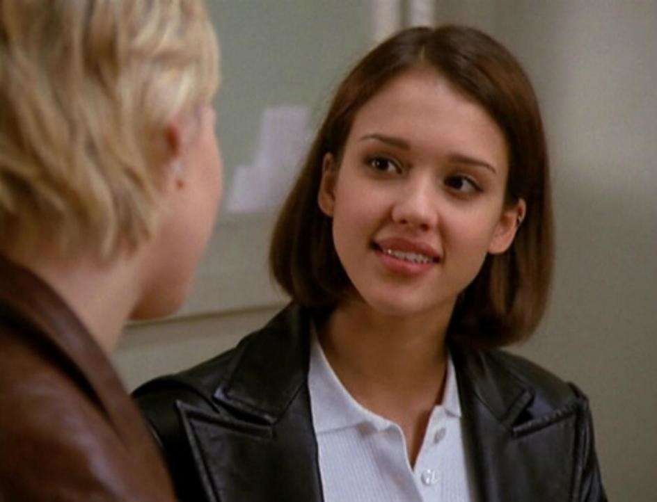 Jessica plays Leanne a &quot;90210&quot; episode